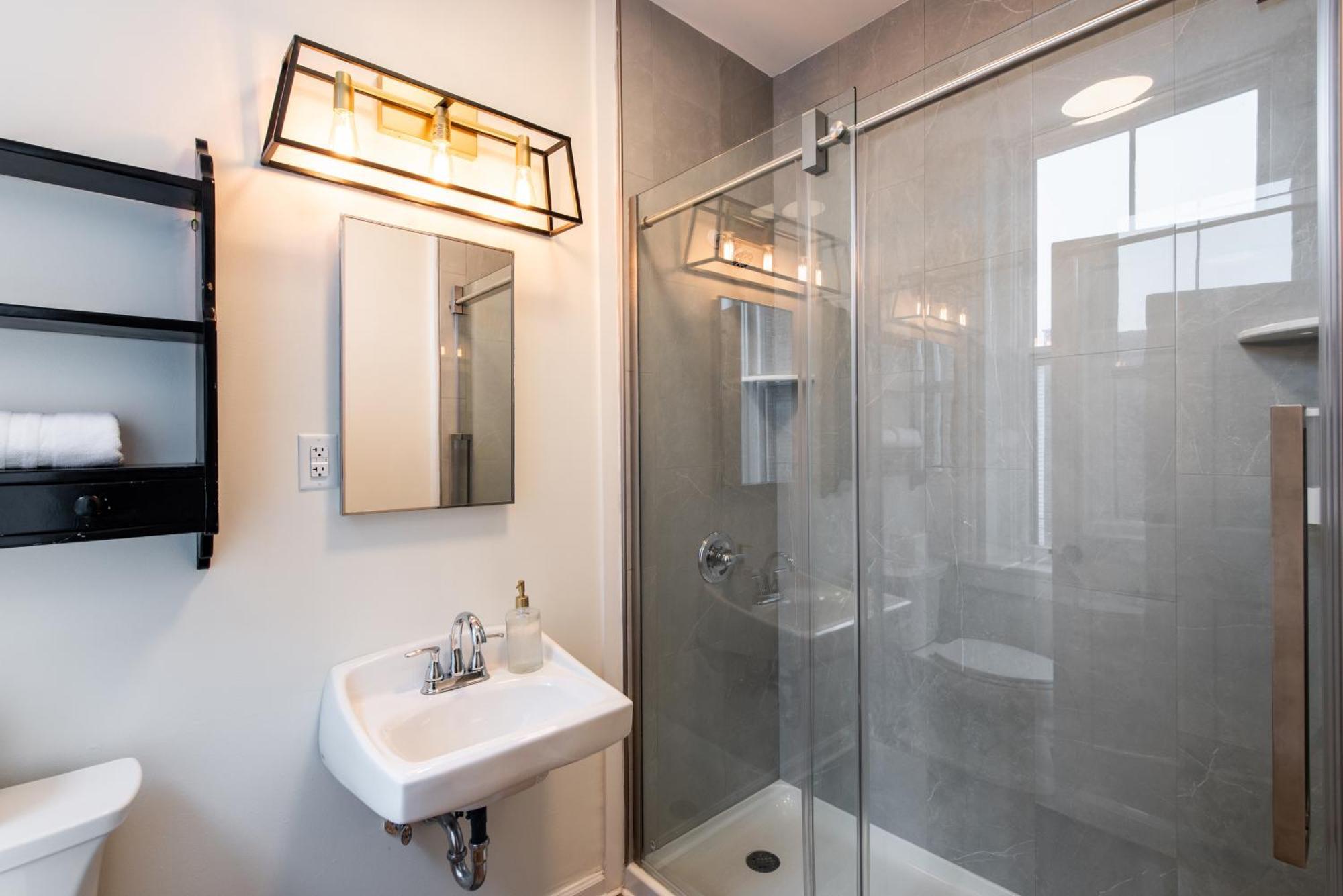 The Woodford Hotel Versailles المظهر الخارجي الصورة